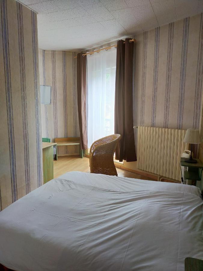 Hotel Les Alpes Allevard Room photo